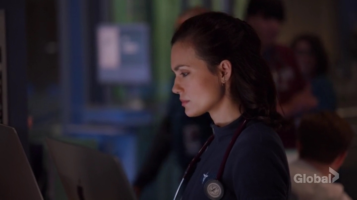 VampireDiariesWorld-dot-nl_ChigagoMed3x14-0170.jpg