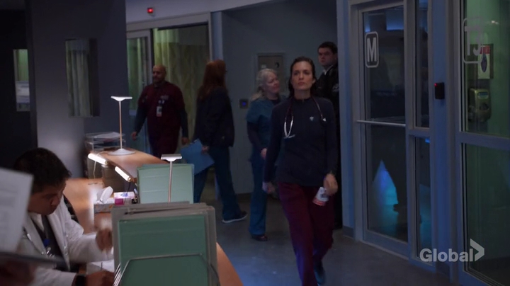 VampireDiariesWorld-dot-nl_ChigagoMed3x14-1415.jpg