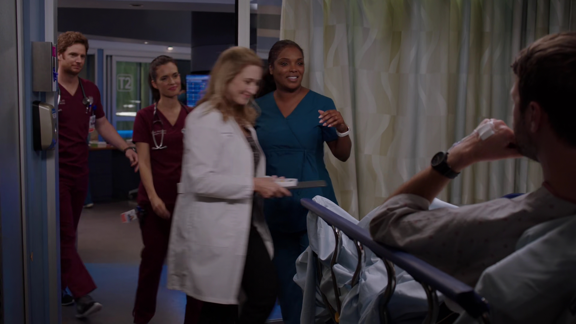 VampireDiariesWorld-dot-nl_ChigagoMed4x01-0935.jpg VampireDiariesWorld-dot-nl_ChigagoMed4x01-0935.jpg