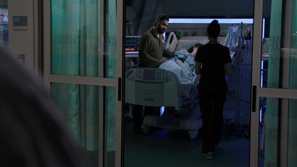 VampireDiariesWorld-dot-nl_ChigagoMed4x03-2060.jpg