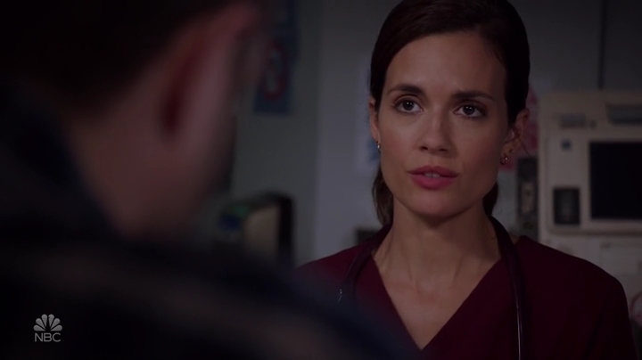 VampireDiariesWorld-dot-nl_ChigagoMed4x041597.jpg