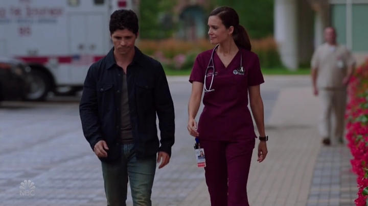VampireDiariesWorld-dot-nl_ChigagoMed4x041995.jpg