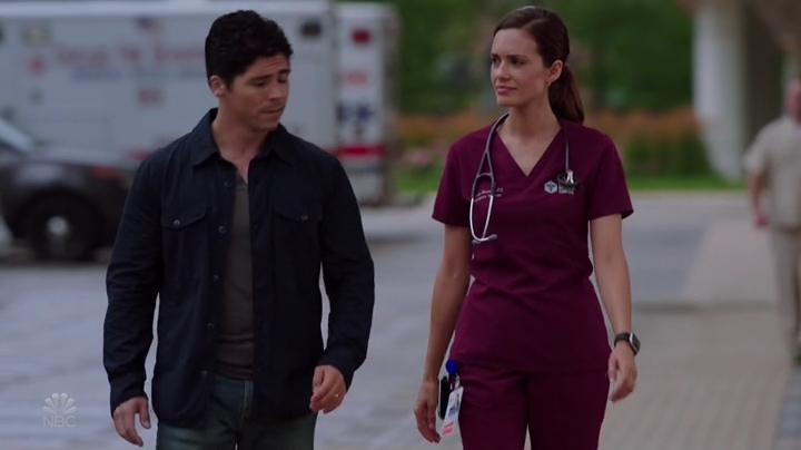 VampireDiariesWorld-dot-nl_ChigagoMed4x041999.jpg