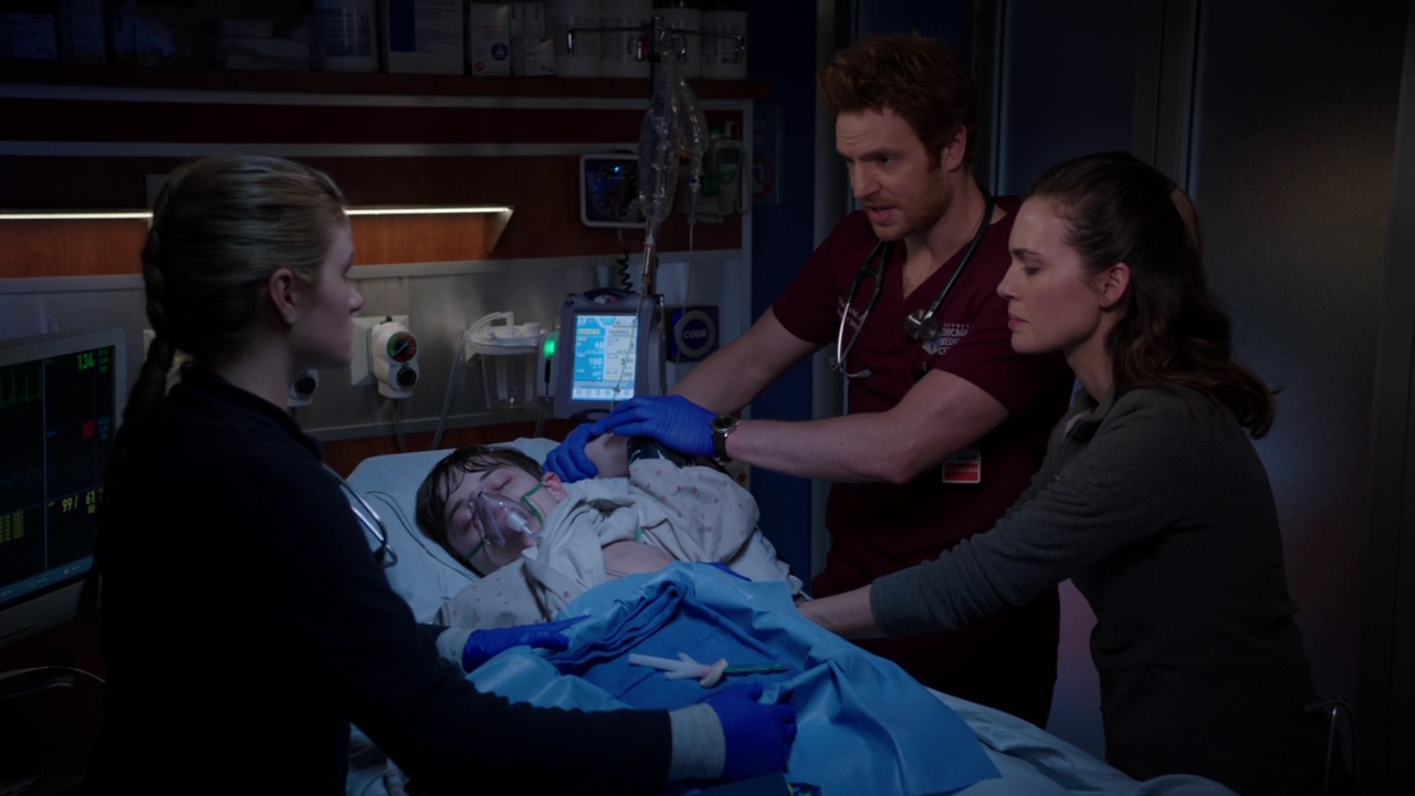 VampireDiariesWorld-dot-nl_ChigagoMed4x17-01112.jpg