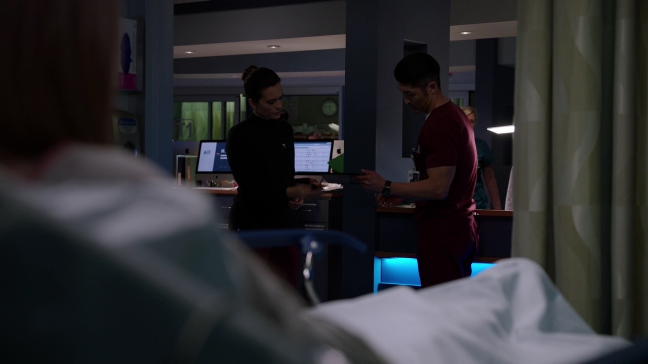 VampireDiariesWorld-dot-nl_ChigagoMed4x18-00516.jpg