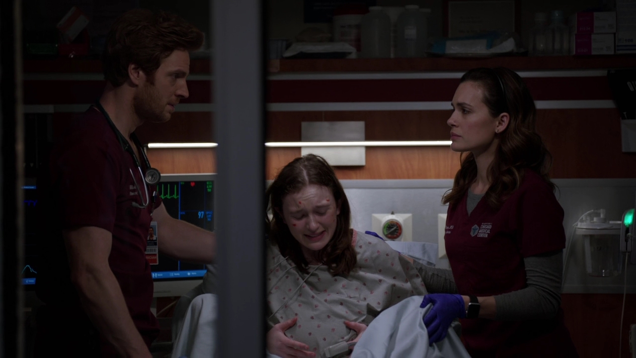VampireDiariesWorld-dot-nl_ChigagoMed4x19-01110.jpg