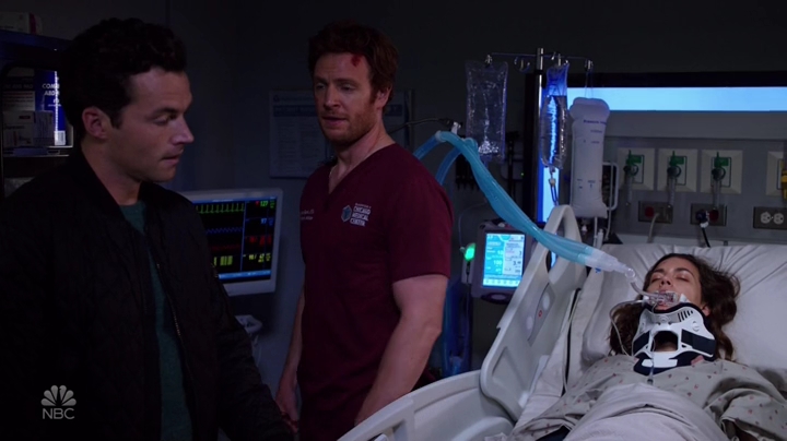 VampireDiariesWorld-dot-nl_ChigagoMed5x01-01005.jpg