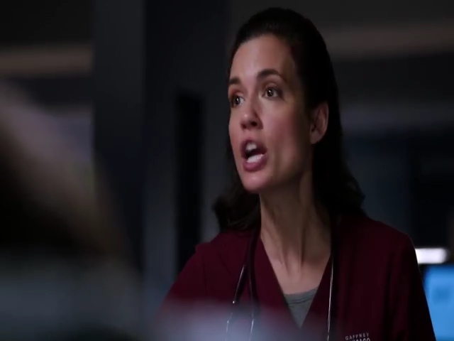 VampireDiariesWorld-dot-nl-ChigagoMed5x15-1118.jpg