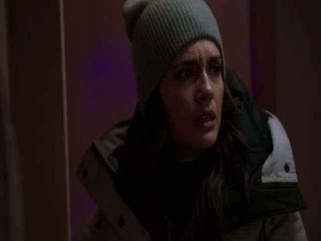 VampireDiariesWorld-dot-nl-ChigagoMed5x16-1961.jpg VampireDiariesWorld-dot-nl-ChigagoMed5x16-1961.jpg