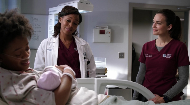 VampireDiariesWorld-dot-nl_ChigagoMed6x02-1058.jpg