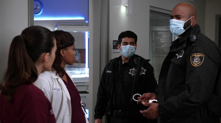VampireDiariesWorld-dot-nl_ChigagoMed6x02-1104.jpg