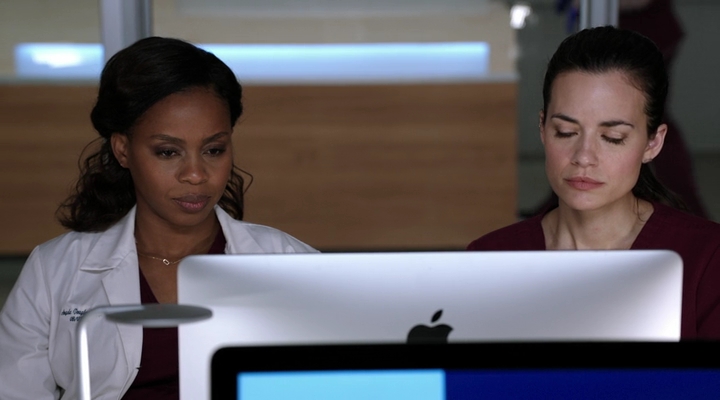 VampireDiariesWorld-dot-nl_ChigagoMed6x02-1612.jpg