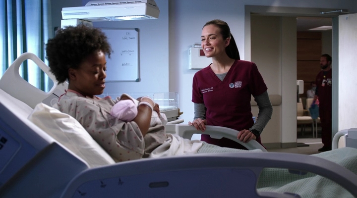 VampireDiariesWorld-dot-nl_ChigagoMed6x02-1890.jpg