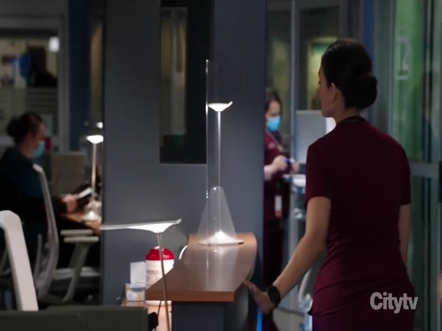 VampireDiariesWorld-dot-nl_ChigagoMed6x04-0101.jpg