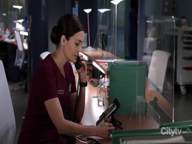 VampireDiariesWorld-dot-nl_ChigagoMed6x04-1533.jpg