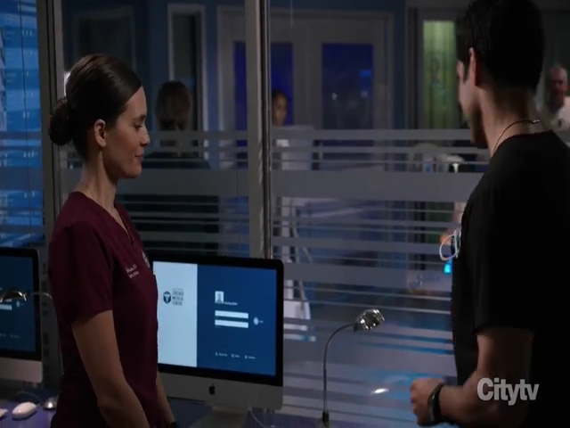 VampireDiariesWorld-dot-nl_ChigagoMed6x04-2219.jpg
