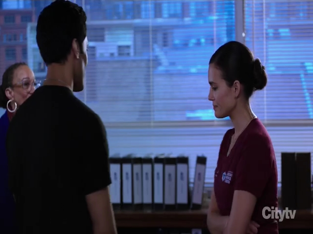 VampireDiariesWorld-dot-nl_ChigagoMed6x04-2275.jpg