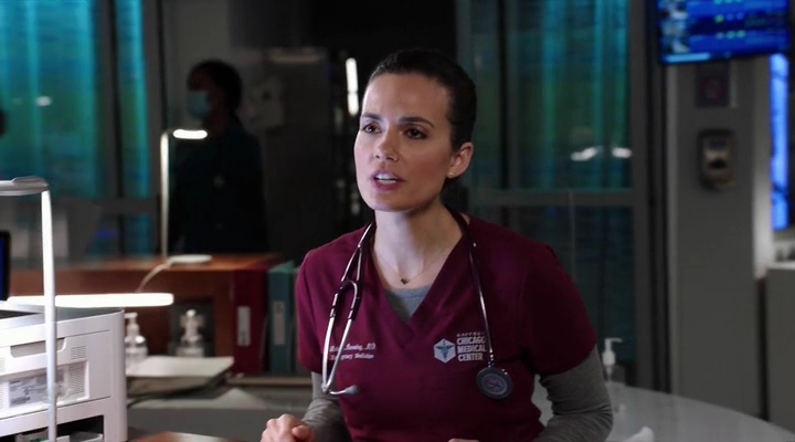 VampireDiariesWorld-dot-nl_ChigagoMed6x06-2014.jpg