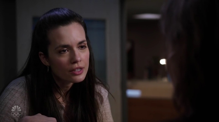 VampireDiariesWorld-dot-nl_ChigagoMed6x08-0500.jpg
