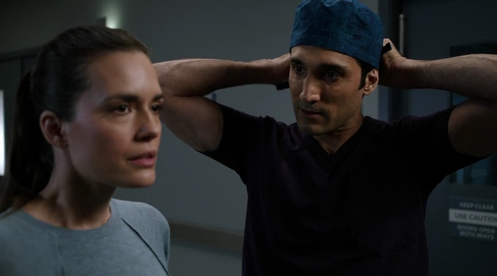 VampireDiariesWorld-dot-nl_ChicagoMed6x16-0311.jpg