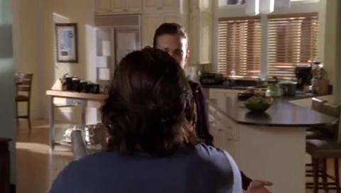 VampireDiariesWorld-dot-org_OneTreeHill-S05E03-1007.jpg