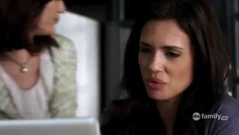 VampireDiariesWorld-dot-org_PrettyLittleLiarsS01E03-0495.jpg