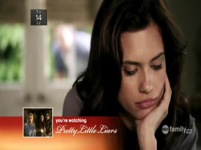 VampireDiariesWorld-dot-org_PrettyLittleLiars-S01E10-1045.jpg