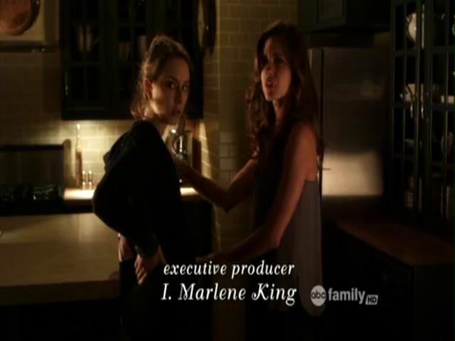 VampireDiariesWorld-dot-org_PrettyLittleLiars-S01E11-0359.jpg