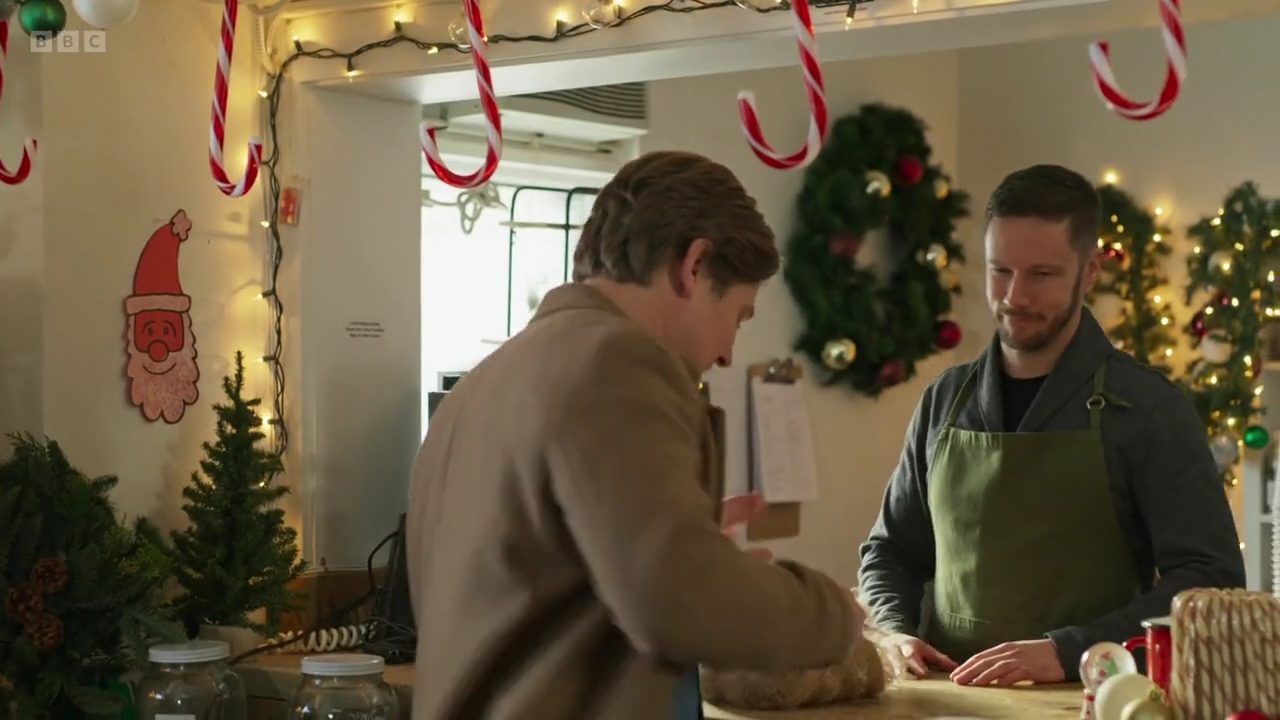 vampirediariesworld-dot-nl_AChristmasToSavour0465.jpg vampirediariesworld-dot-nl_AChristmasToSavour0465.jpg