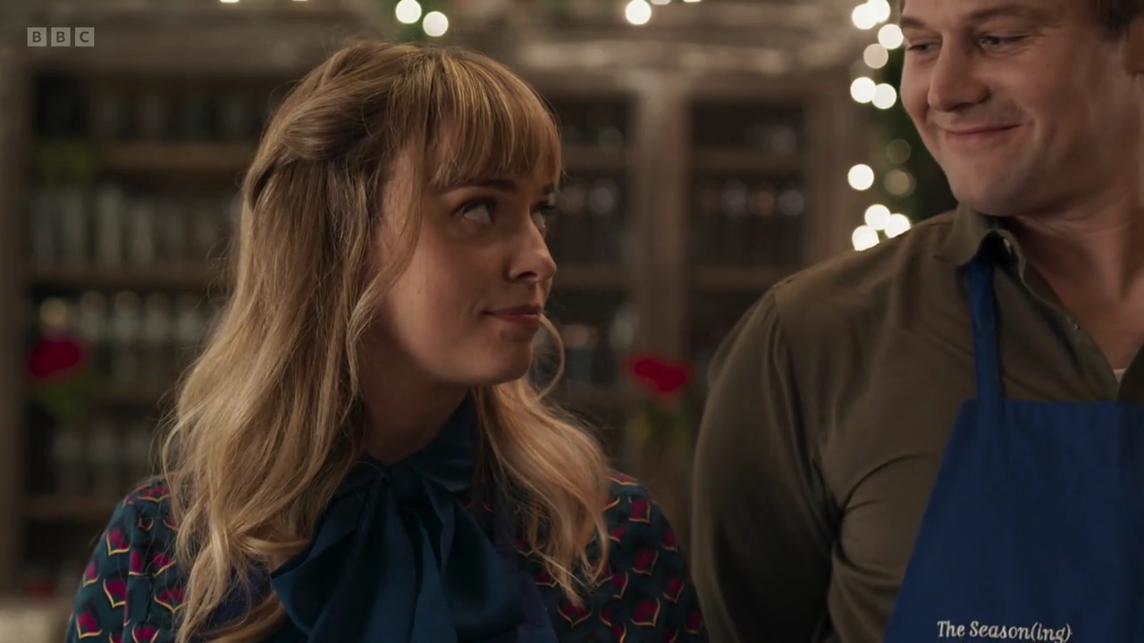 vampirediariesworld-dot-nl_AChristmasToSavour2603.jpg vampirediariesworld-dot-nl_AChristmasToSavour2603.jpg