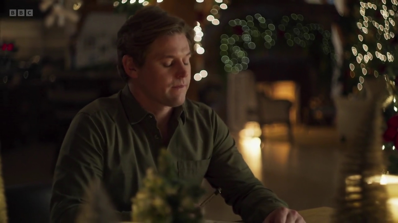 vampirediariesworld-dot-nl_AChristmasToSavour2771.jpg vampirediariesworld-dot-nl_AChristmasToSavour2771.jpg