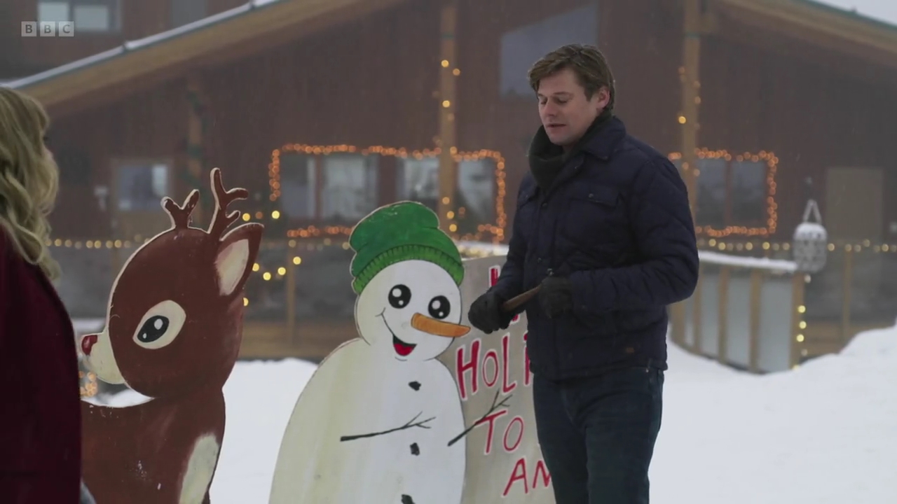 vampirediariesworld-dot-nl_AChristmasToSavour2890.jpg