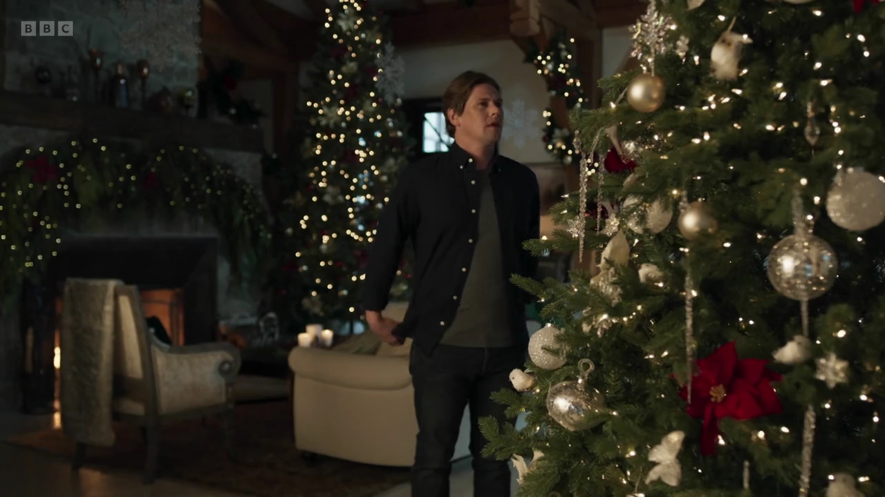 vampirediariesworld-dot-nl_AChristmasToSavour3062.jpg
