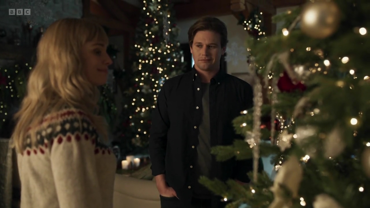vampirediariesworld-dot-nl_AChristmasToSavour3079.jpg