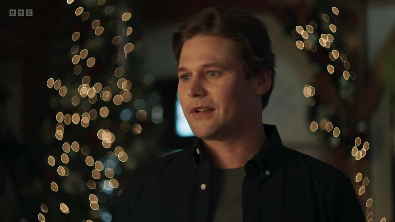 vampirediariesworld-dot-nl_AChristmasToSavour3102.jpg