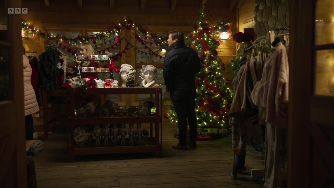vampirediariesworld-dot-nl_AChristmasToSavour3119.jpg