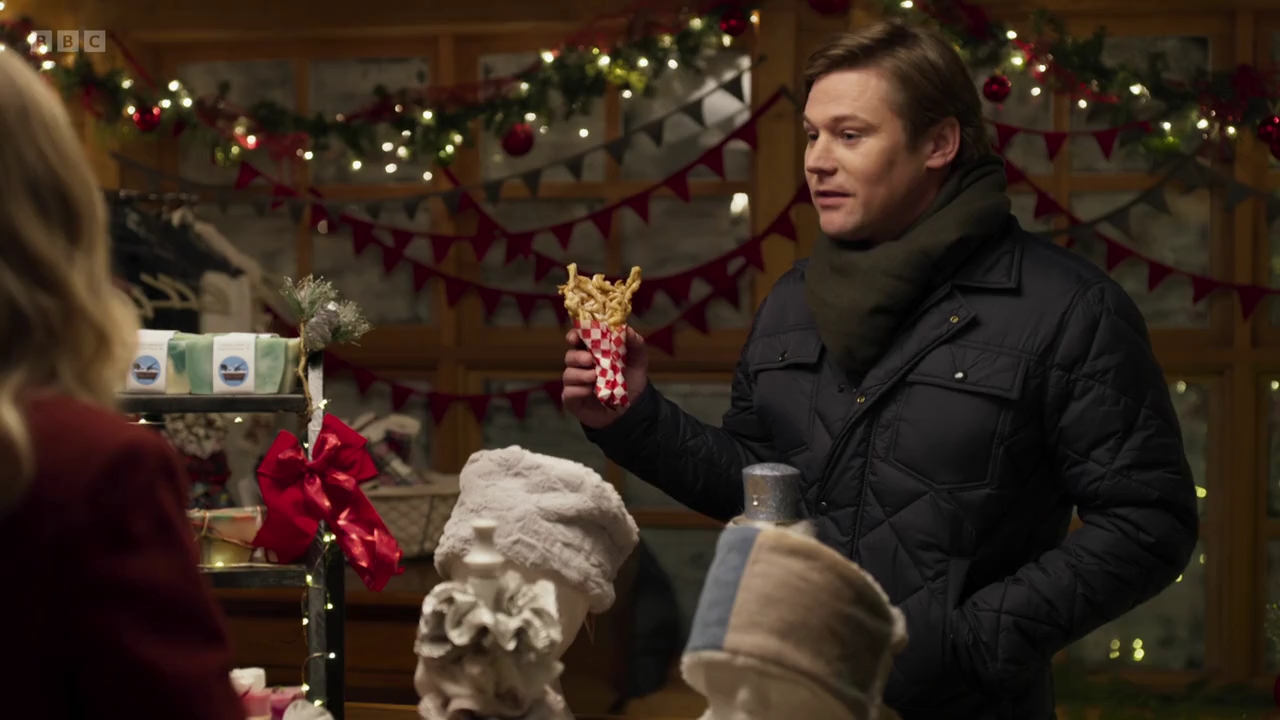 vampirediariesworld-dot-nl_AChristmasToSavour3130.jpg