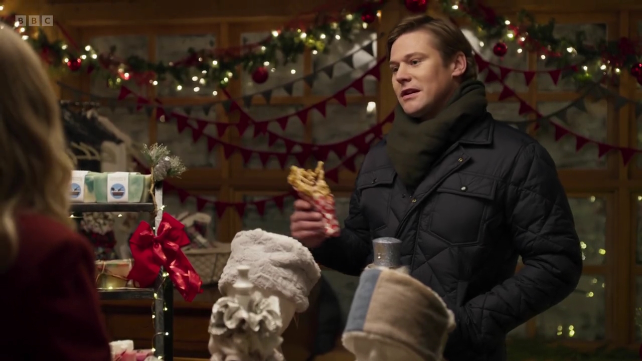 vampirediariesworld-dot-nl_AChristmasToSavour3131.jpg