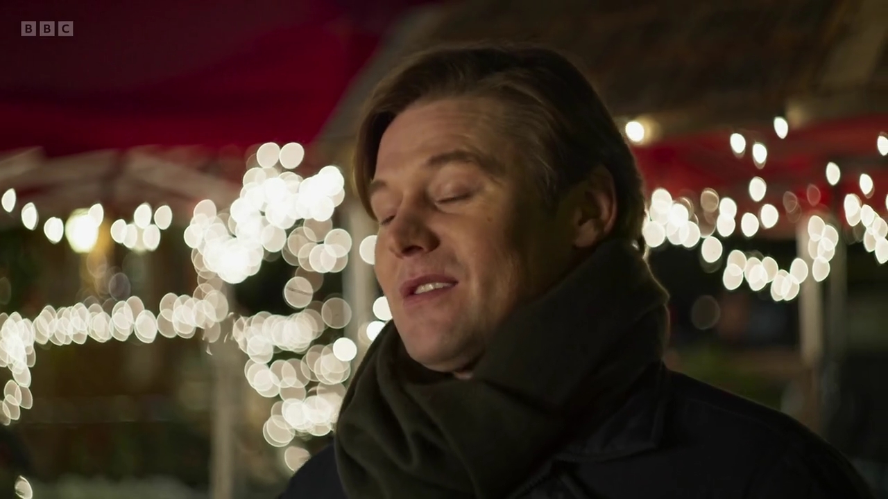 vampirediariesworld-dot-nl_AChristmasToSavour3344.jpg
