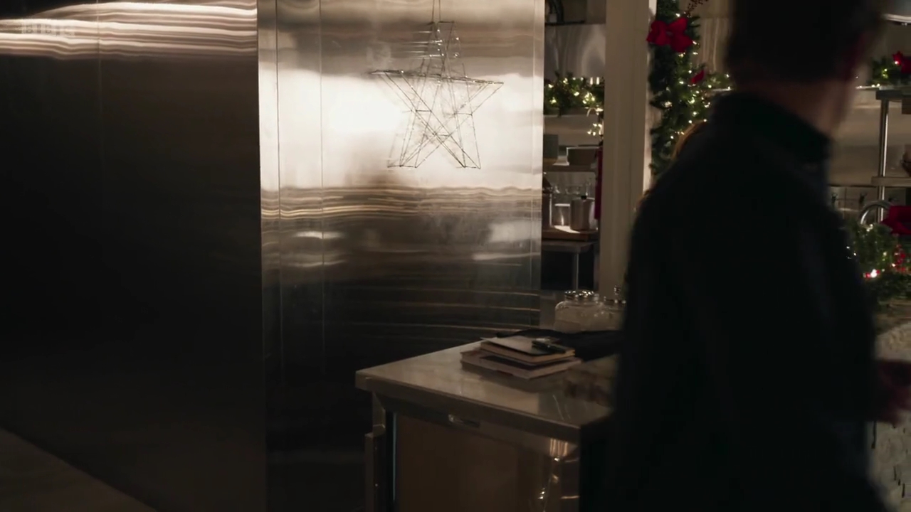 vampirediariesworld-dot-nl_AChristmasToSavour3599.jpg