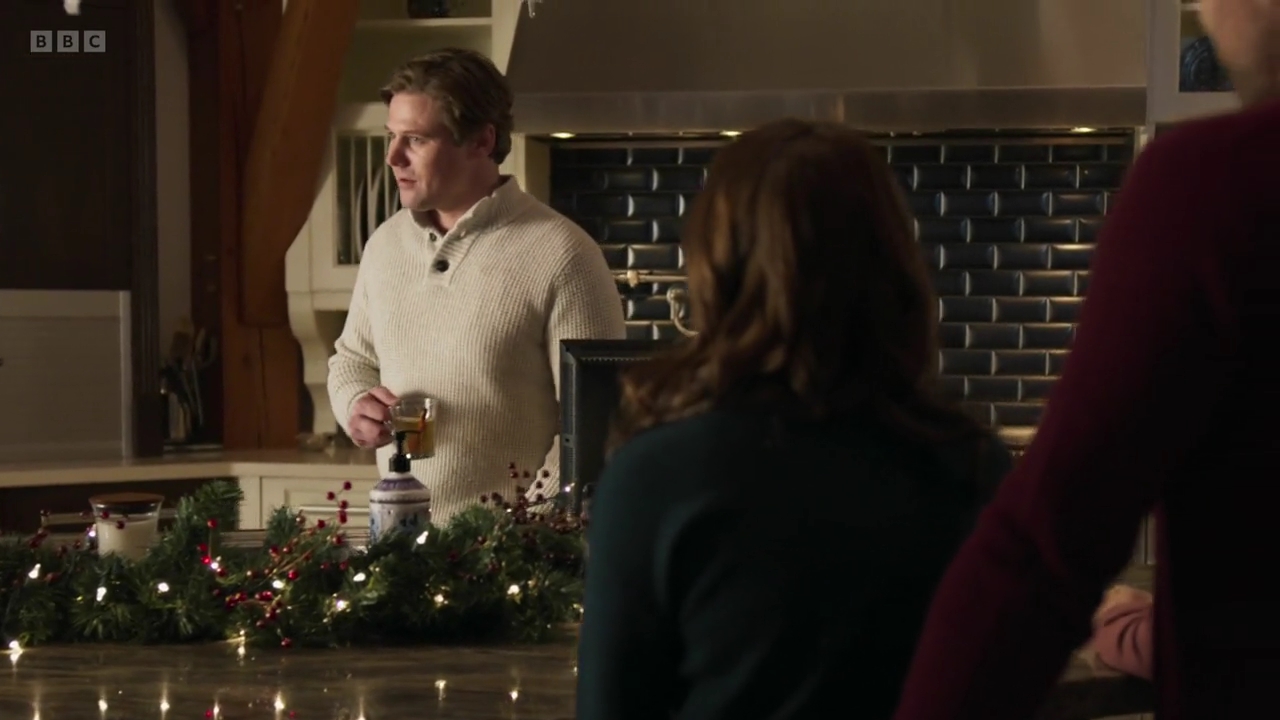 vampirediariesworld-dot-nl_AChristmasToSavour3766.jpg