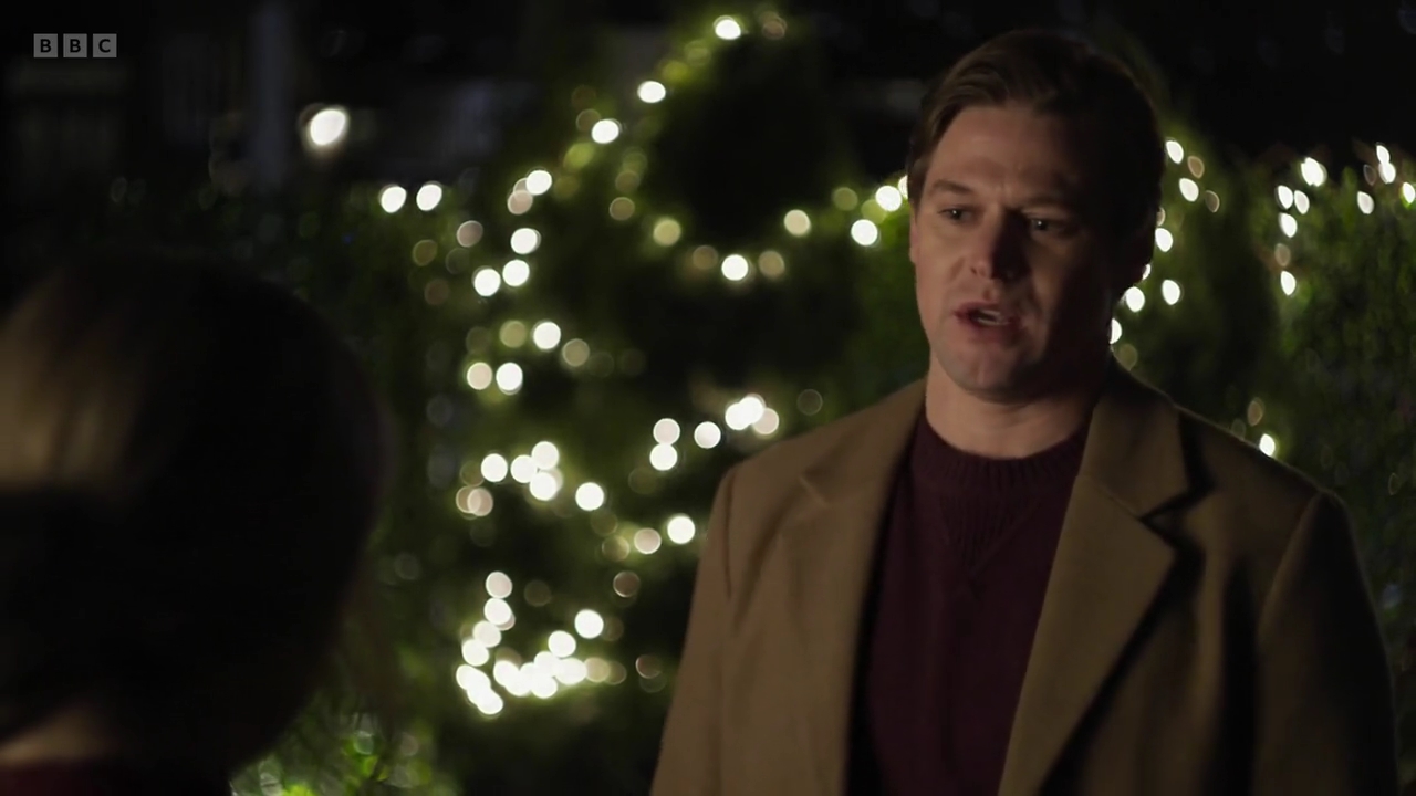 vampirediariesworld-dot-nl_AChristmasToSavour4790.jpg