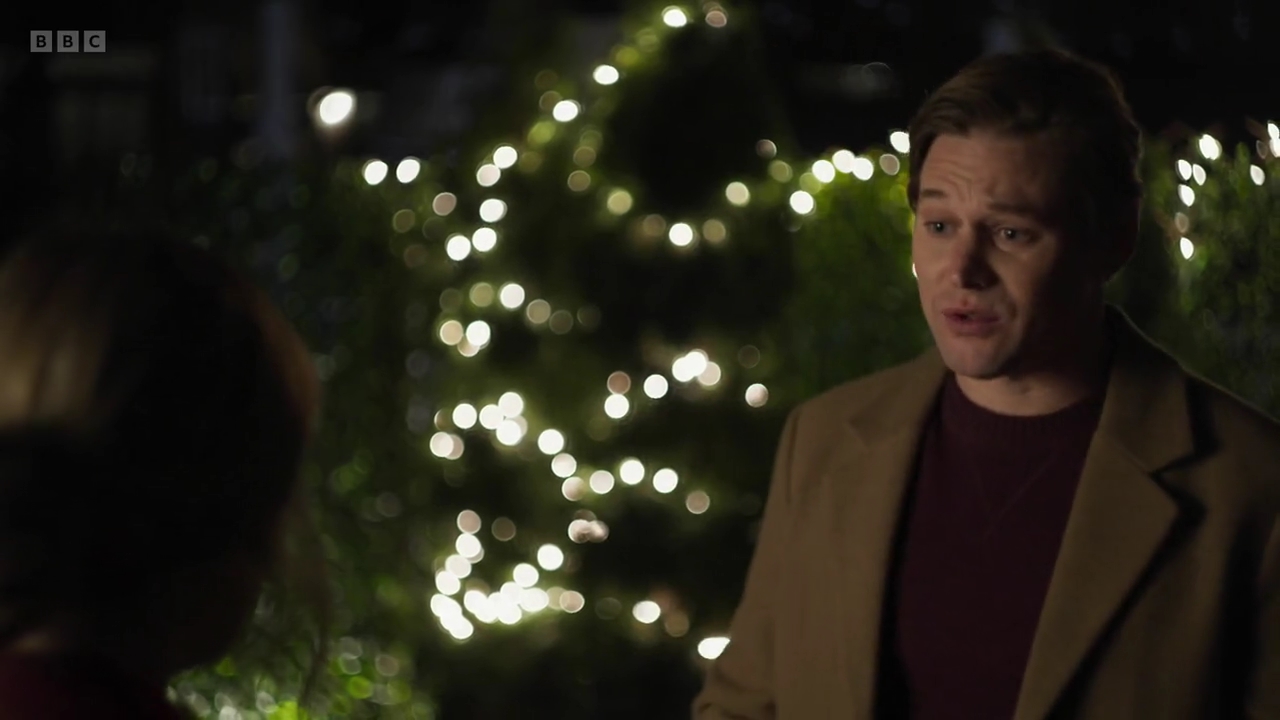 vampirediariesworld-dot-nl_AChristmasToSavour4812.jpg