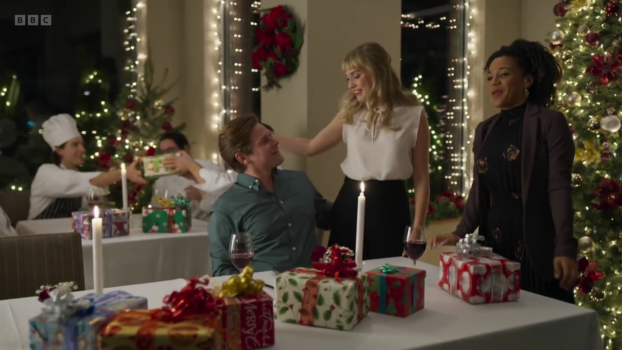 vampirediariesworld-dot-nl_AChristmasToSavour4881.jpg