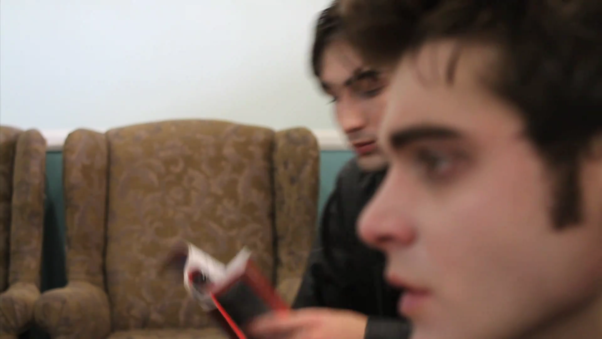 VampireDiariesWorld_dot_org-TheHillywoodShowParady0129.png