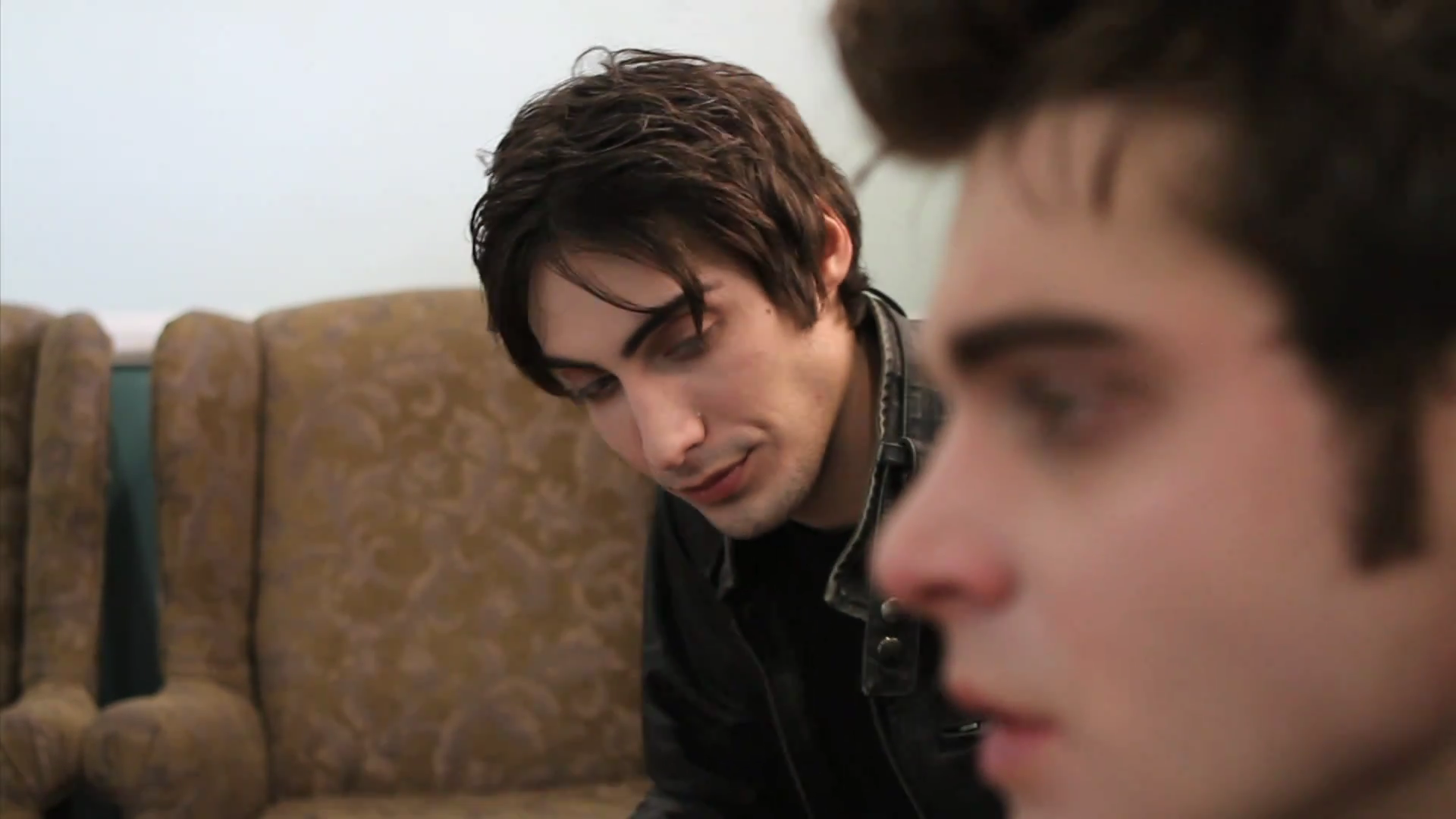 VampireDiariesWorld_dot_org-TheHillywoodShowParady0135.png