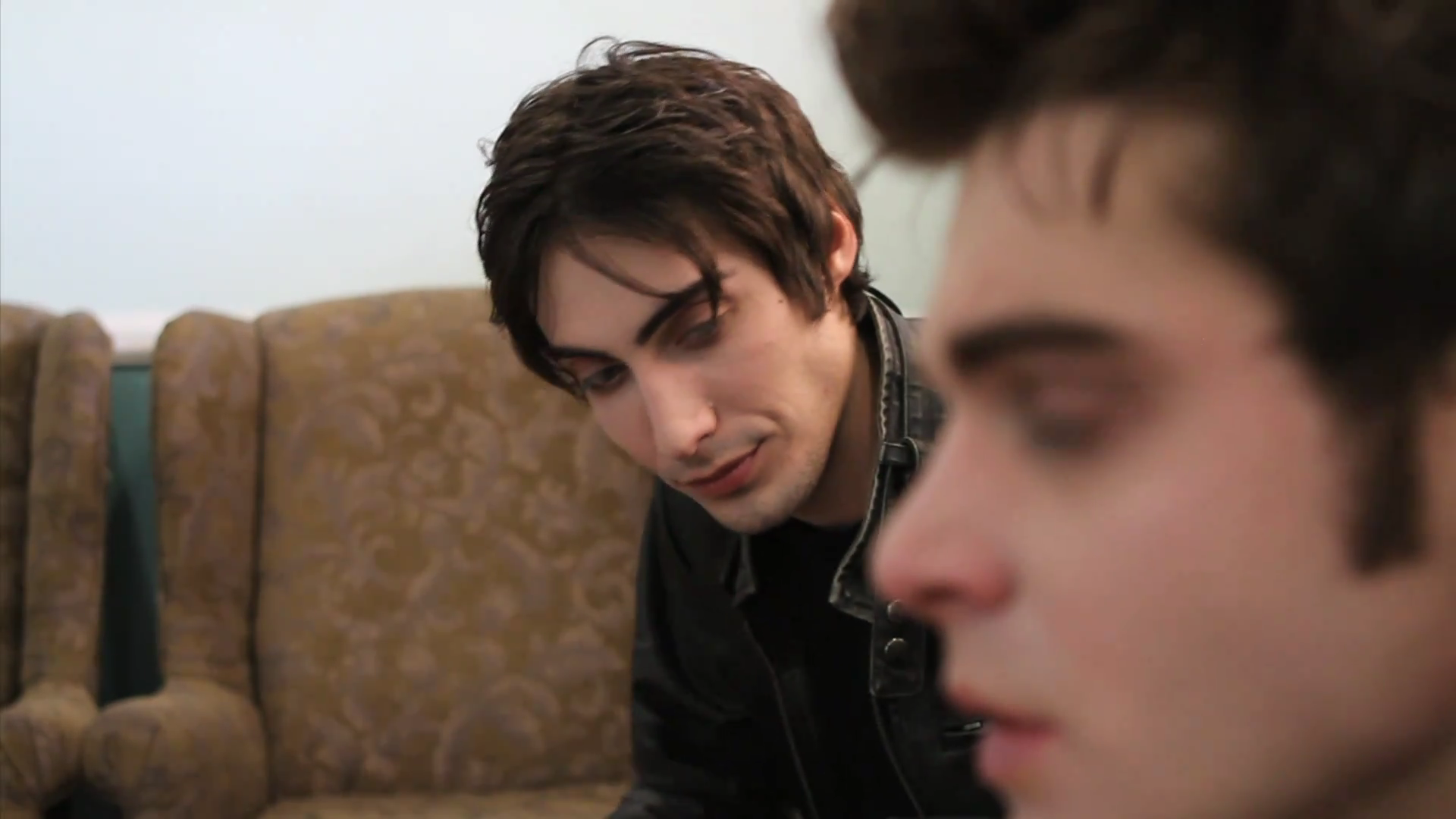 VampireDiariesWorld_dot_org-TheHillywoodShowParady0138.png