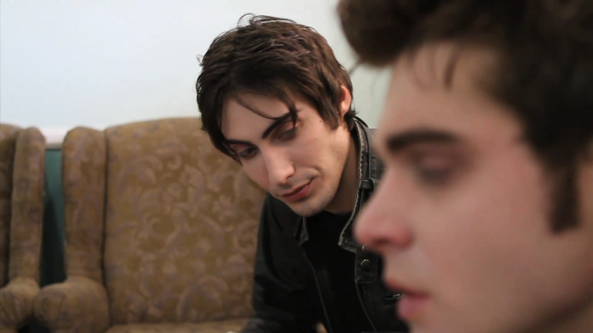 VampireDiariesWorld_dot_org-TheHillywoodShowParady0139.png