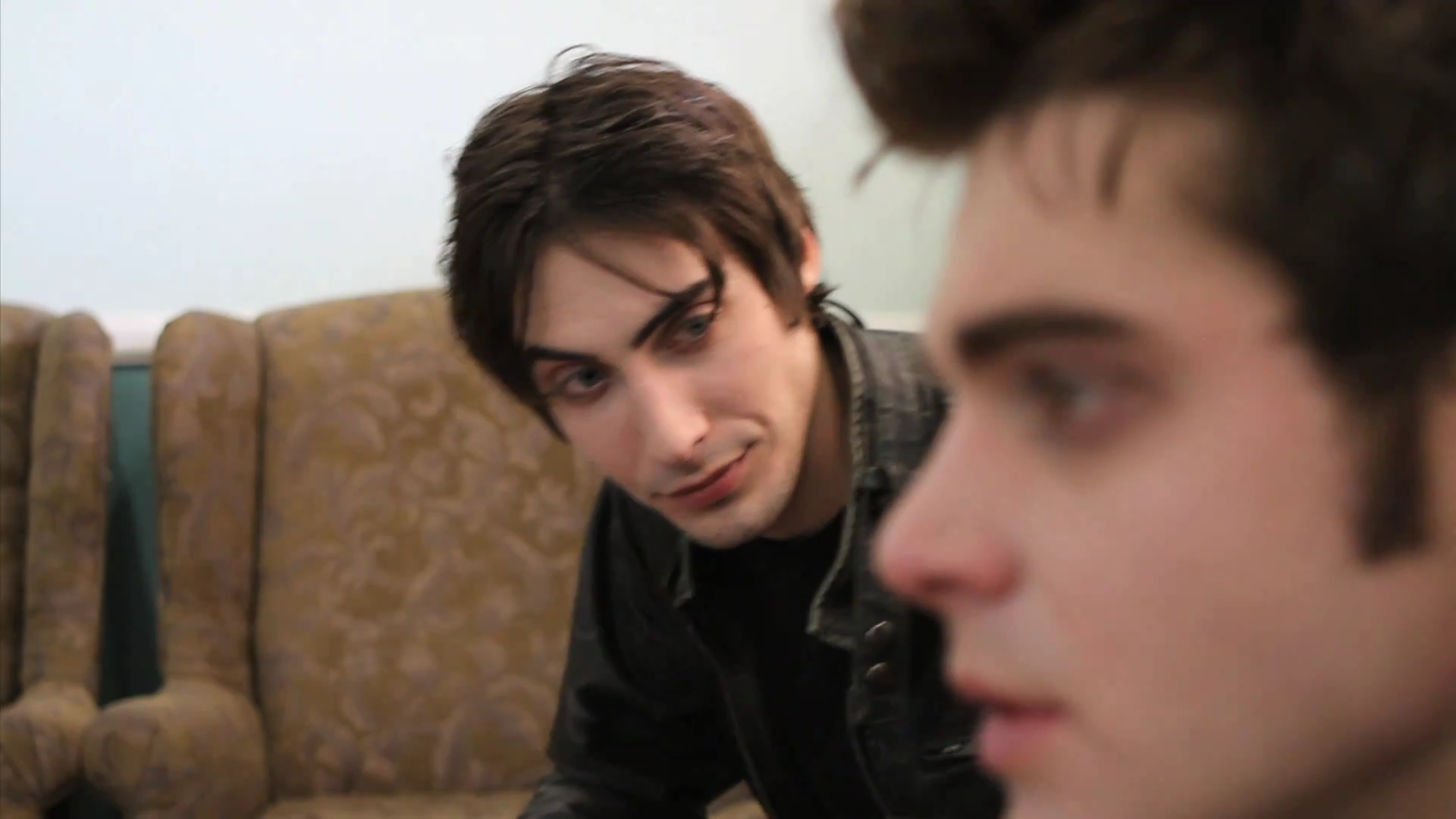 VampireDiariesWorld_dot_org-TheHillywoodShowParady0144.png