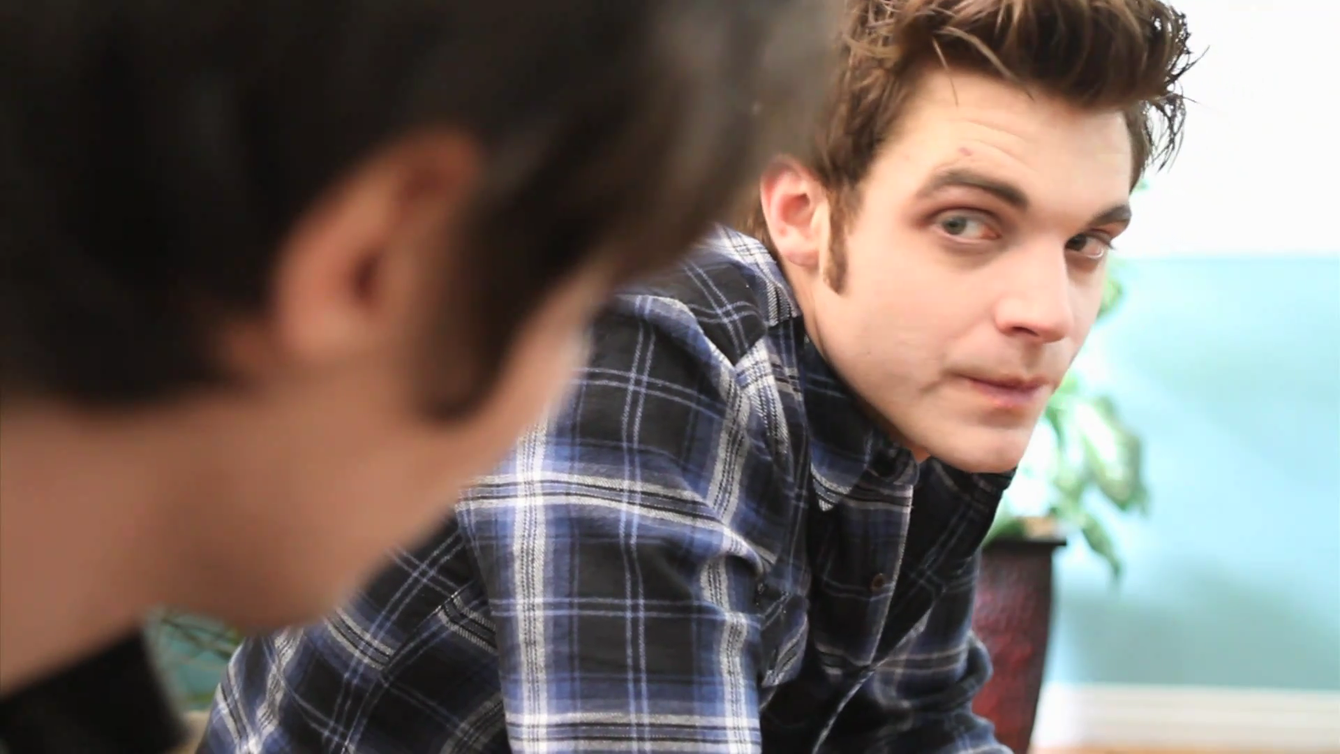 VampireDiariesWorld_dot_org-TheHillywoodShowParady0191.png